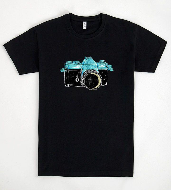 Pampling: Look at the moon