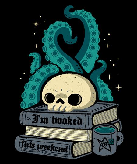 Qwertee: Lovecraftian Books Lover